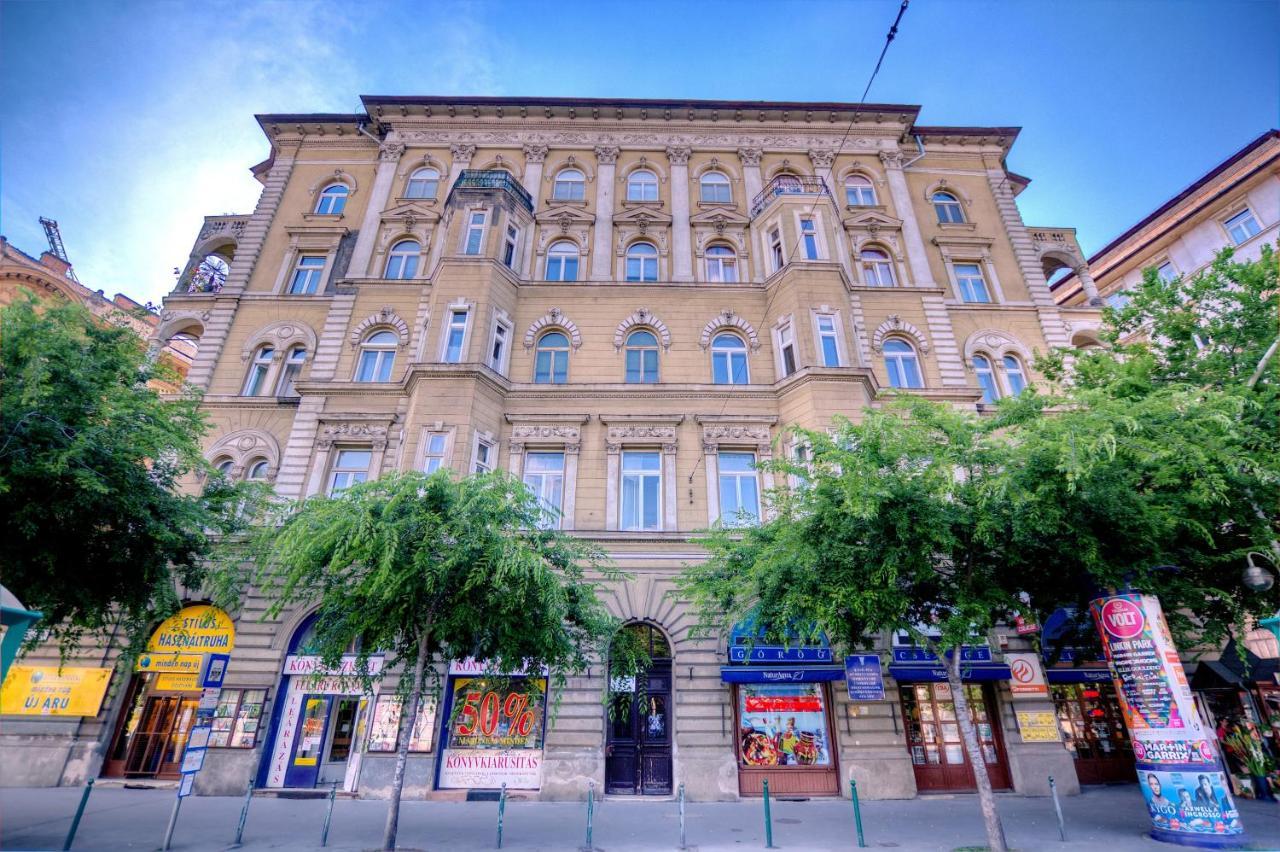 At Rákóczi Square Pensiune Budapesta